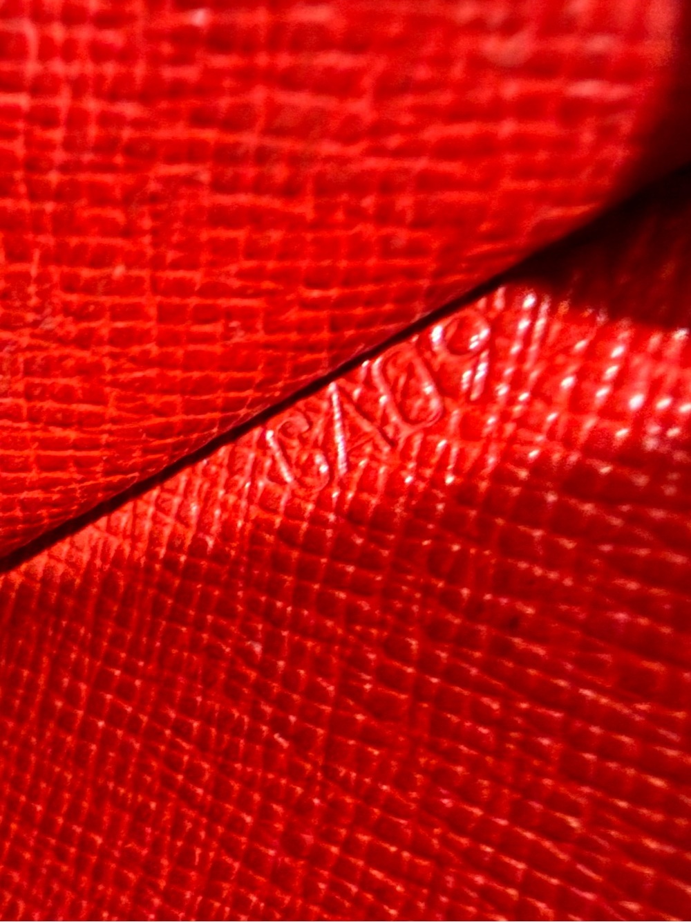Louis Vuitton Epi Leather (long) Sarah Wallet in Brilliant Red/Red VGUC - Picture 5 of 13